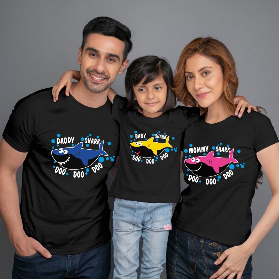 Family t shirt set of 3 Mom Dad Daughter in Black Colour - Shark Family