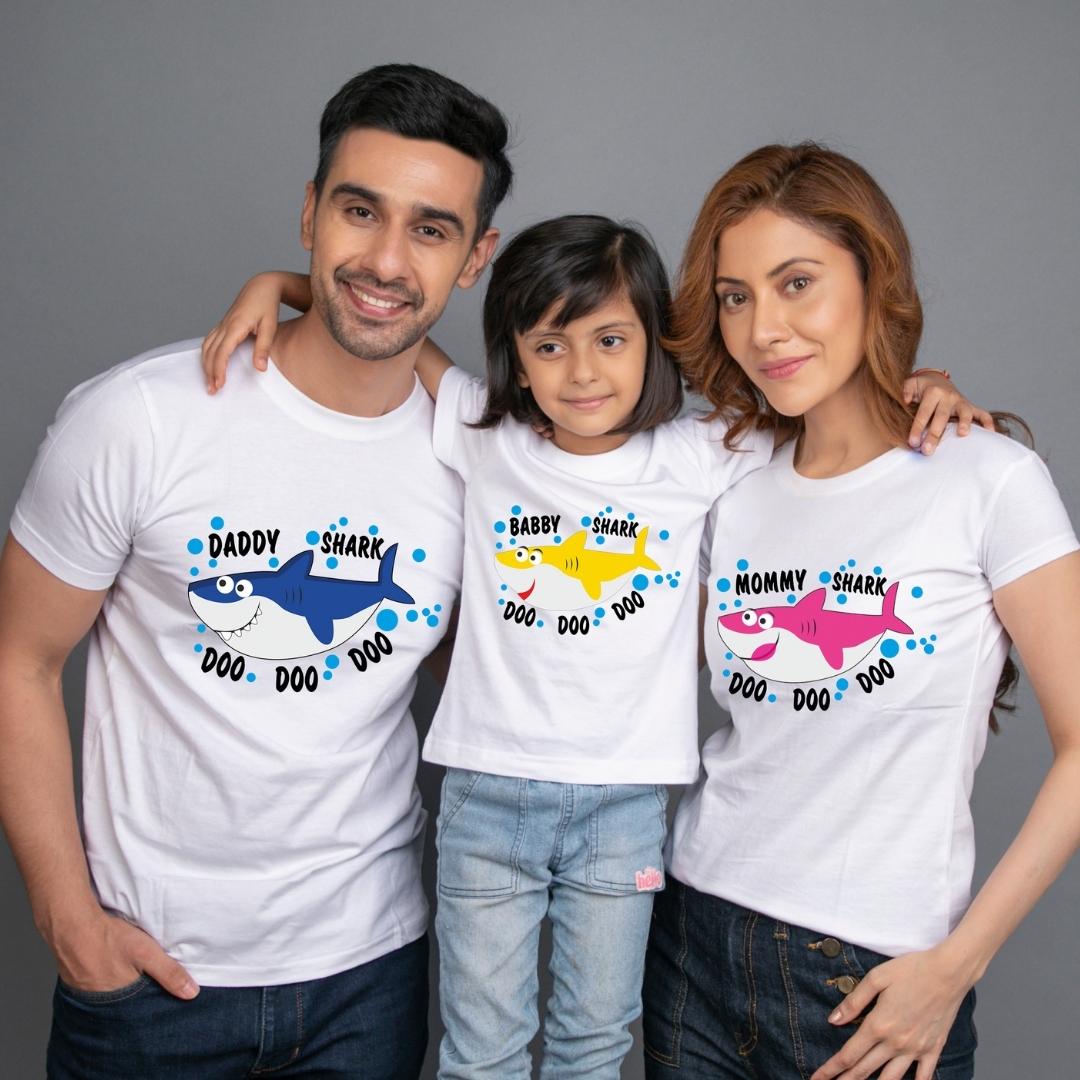 Family t shirt set of 3 Mom Dad Daughter in White Colour - Shark Family