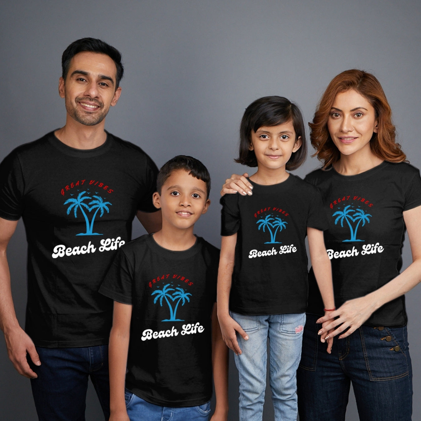 Family t shirts set of 4 Mom Dad Son Daughter in Black Colour - Beach Life Variant