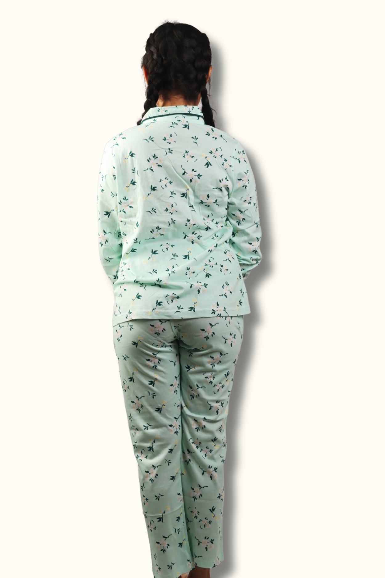 Night Suit For Women In Green Colour - Floral Variant 1